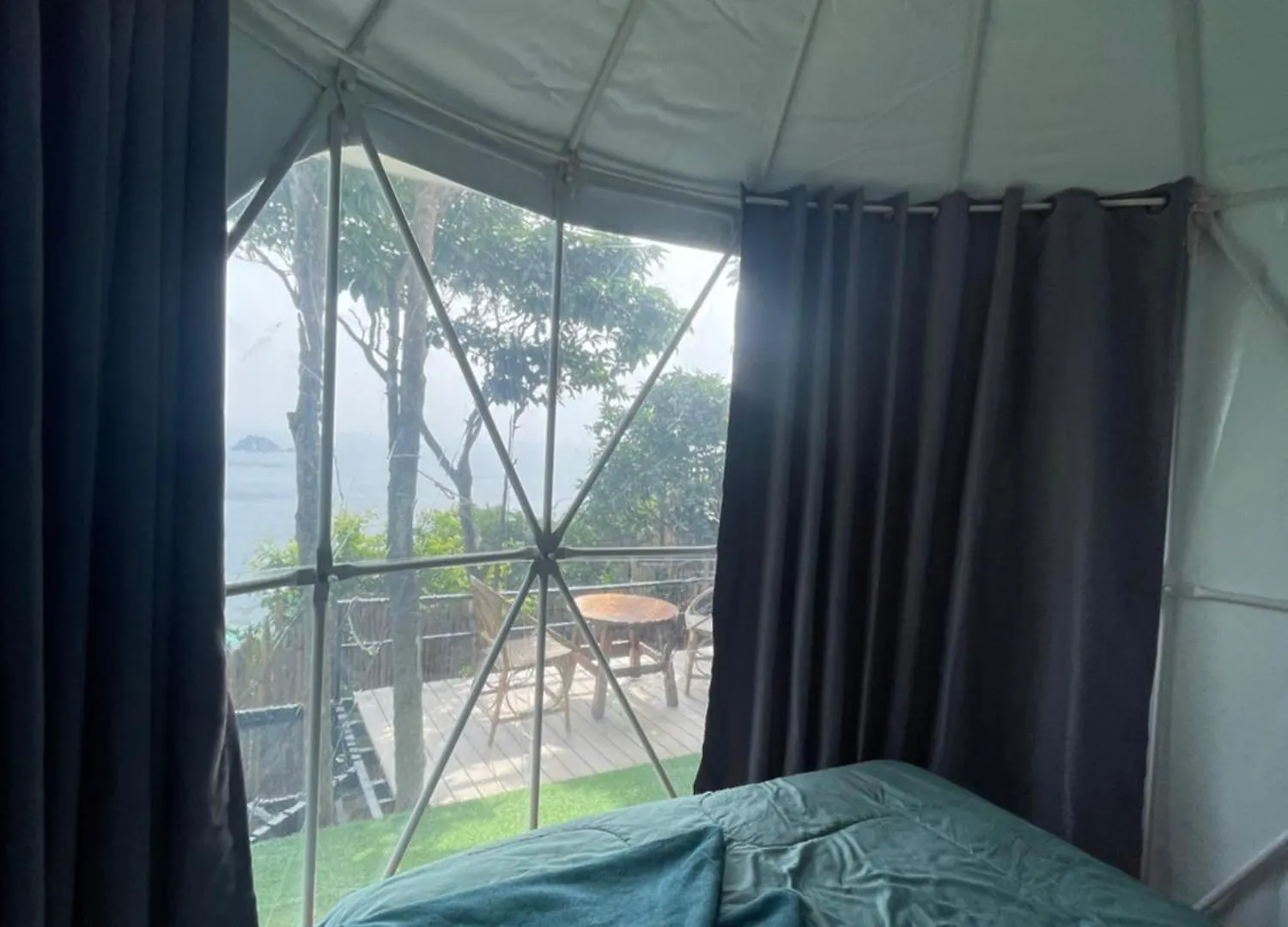 Shark Bay Tent Koh Tao 0*,