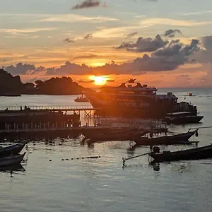 Watermellow Hostel